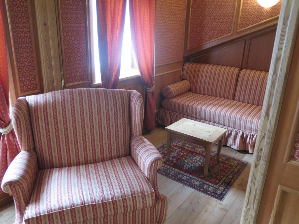 Chambres Mont Cervin ブレウイル・チェルヴィナイア エクステリア 写真