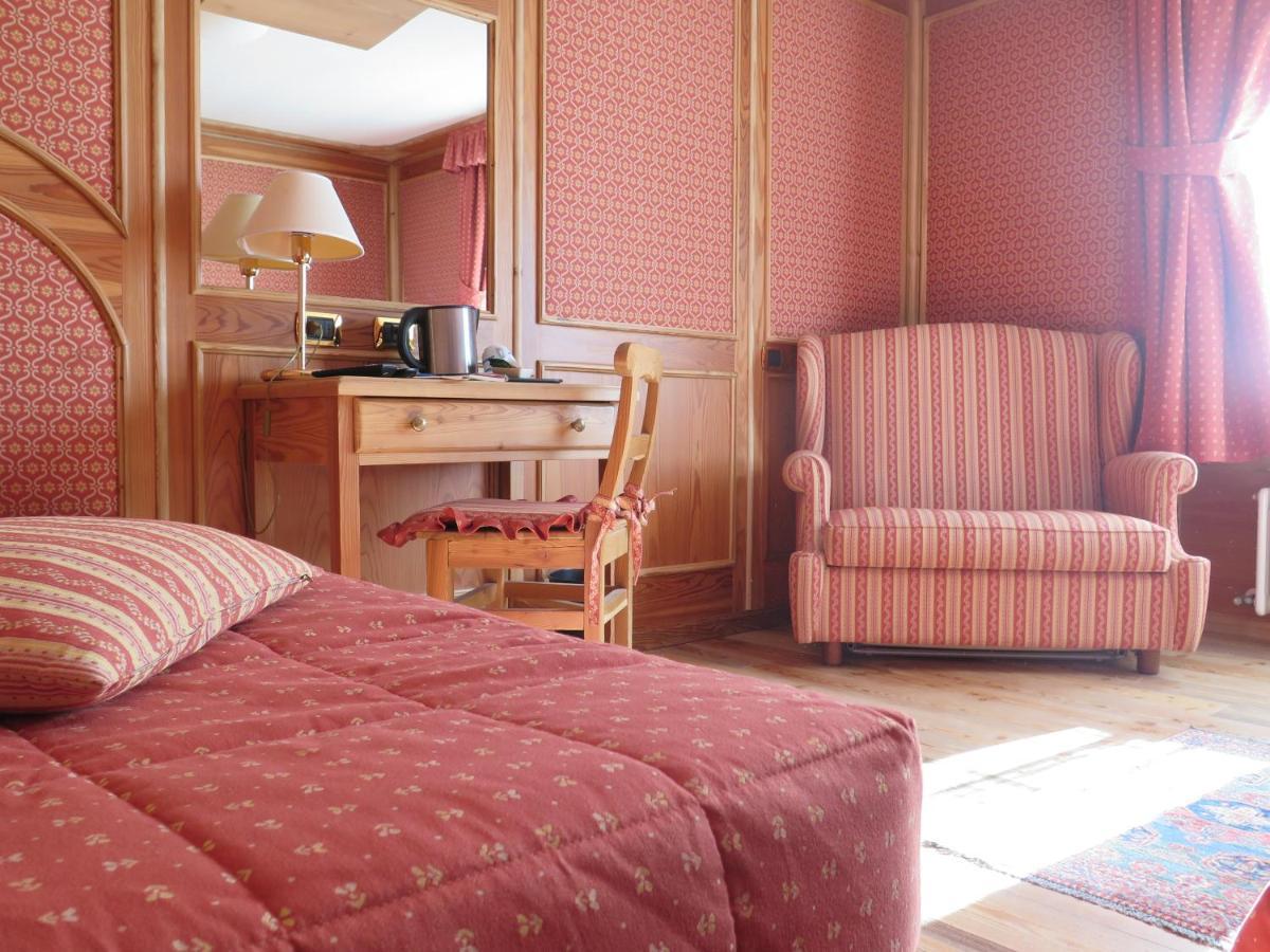 Chambres Mont Cervin ブレウイル・チェルヴィナイア エクステリア 写真