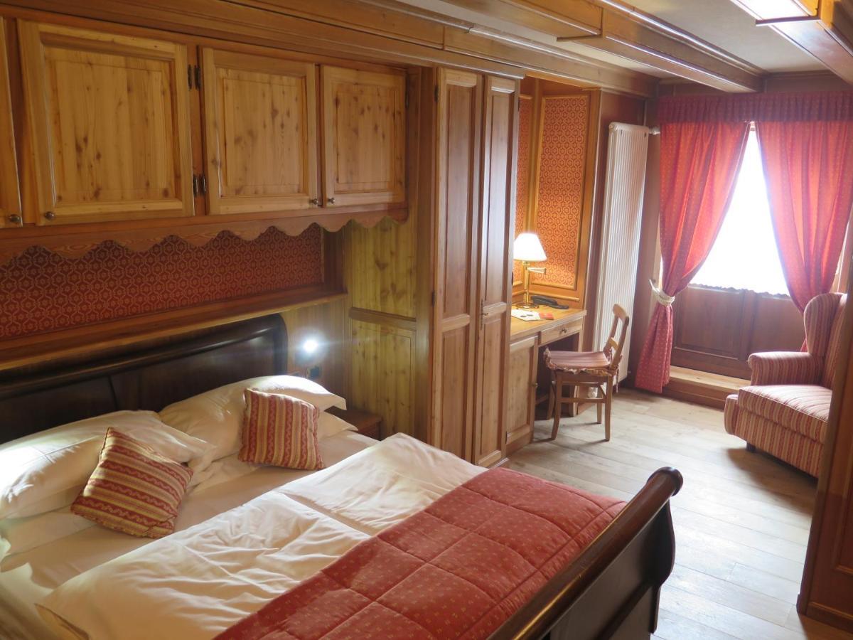 Chambres Mont Cervin ブレウイル・チェルヴィナイア エクステリア 写真