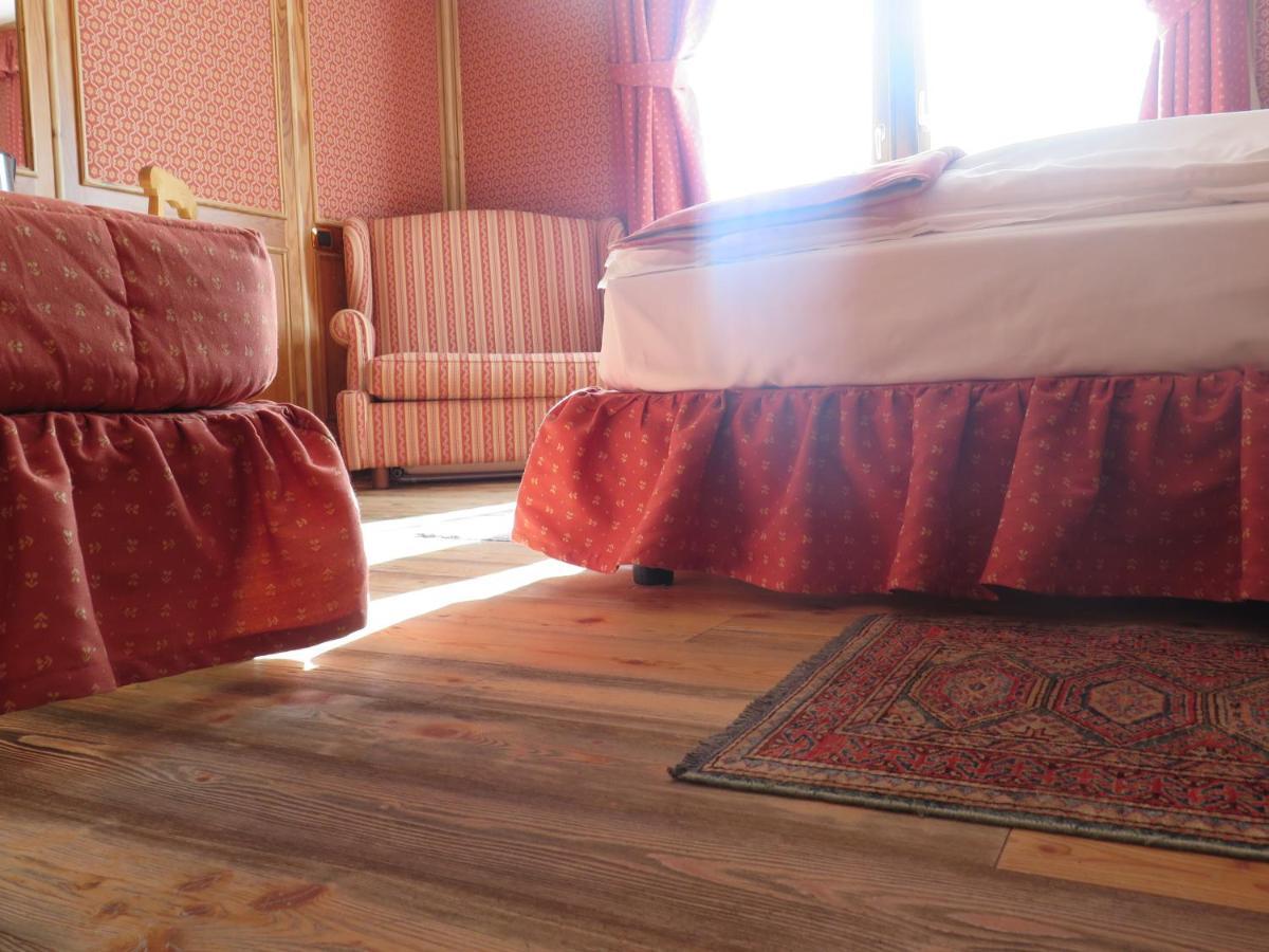 Chambres Mont Cervin ブレウイル・チェルヴィナイア エクステリア 写真