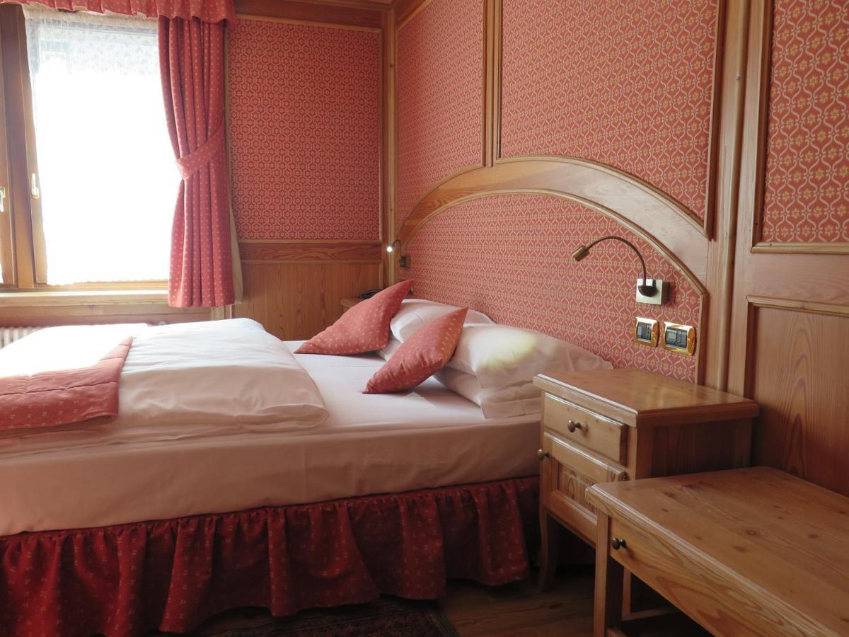 Chambres Mont Cervin ブレウイル・チェルヴィナイア エクステリア 写真