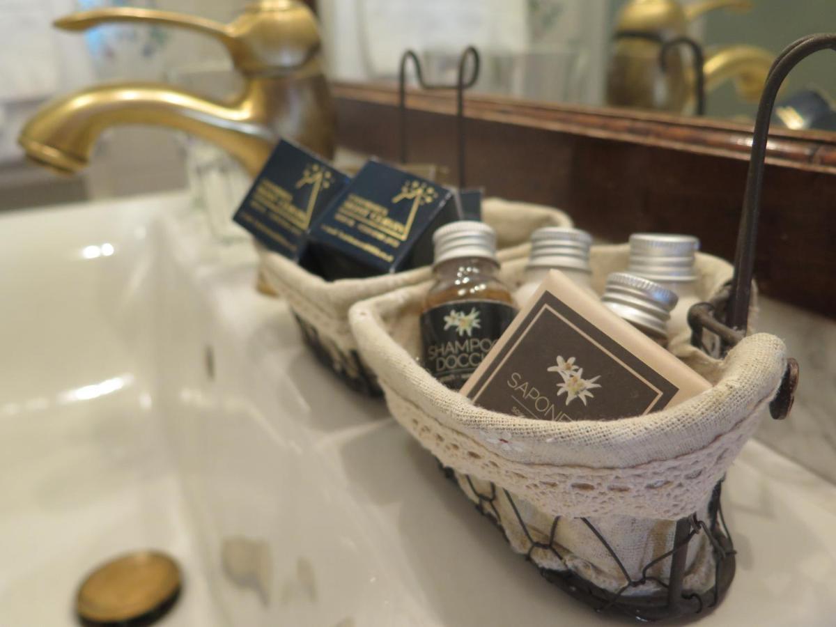Chambres Mont Cervin ブレウイル・チェルヴィナイア エクステリア 写真