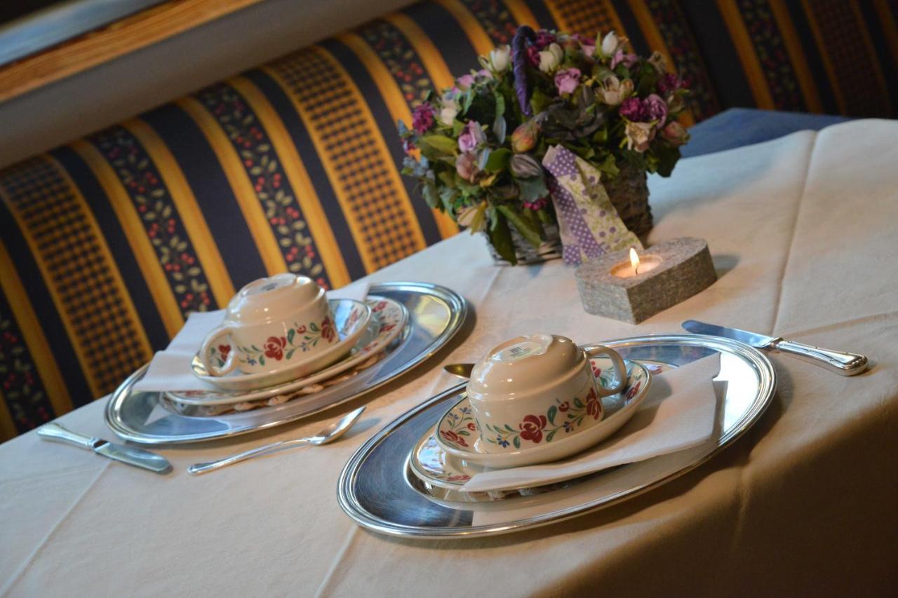 Chambres Mont Cervin ブレウイル・チェルヴィナイア エクステリア 写真
